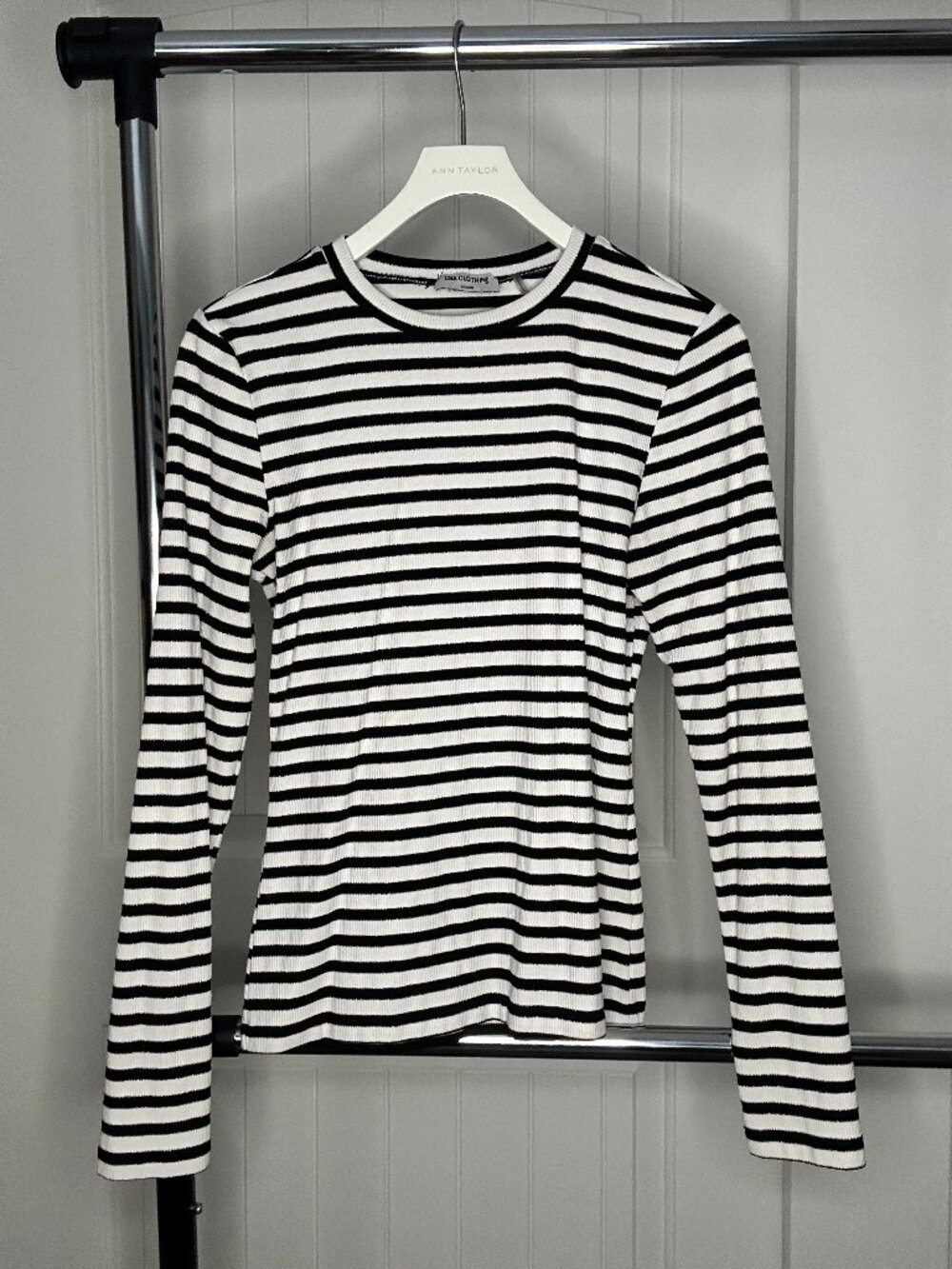 Lena Clothing Black & White Striped Long-Sleeve Top | size medium